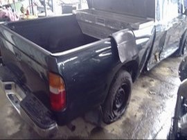1998 TOYOTA TACOMA GREEN, EXTD CAB, 2.4L, AT, 2WD.  Z24919